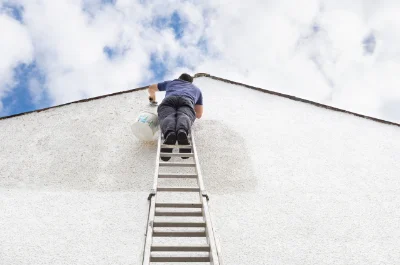 Peinture extérieure à Lavazan — façades et ravalement